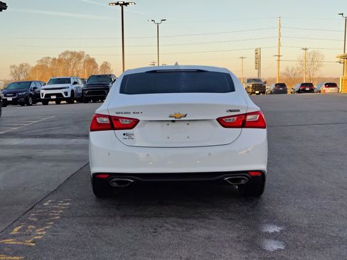 Used 2016 Chevrolet Malibu Premier w/ Driver Confidence Package image 6