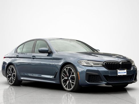 Used 2023 BMW 540i w/ M Sport Package RWD image 7