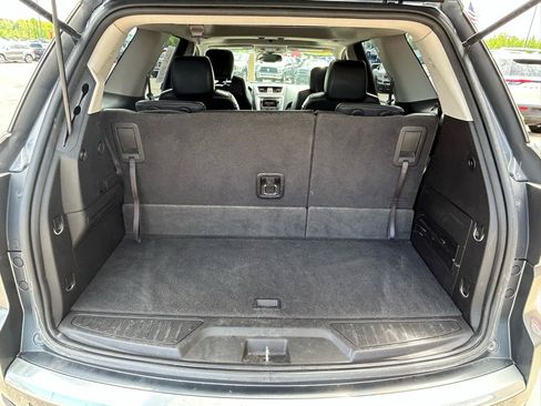 Used 2013 GMC Acadia SLT AWD/4WD image 18
