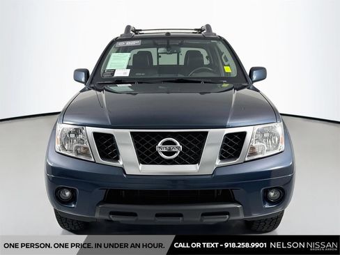 Used 2017 Nissan Frontier PRO-4X w/ Pro-4x Luxury Package AWD/4WD image 2