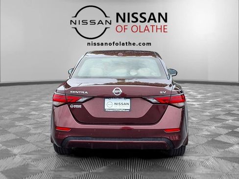 Used 2021 Nissan Sentra SV w/ SV Premium Package FWD image 27
