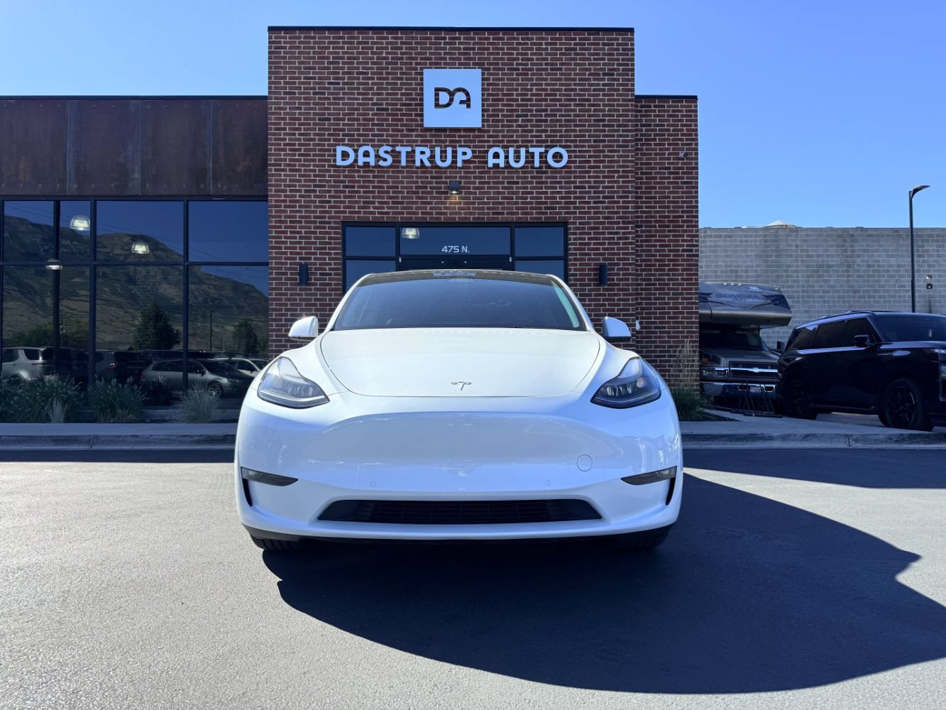 Used 2022 Tesla Model Y Performance AWD/4WD image 2