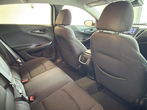 Used 2023 Chevrolet Malibu LT FWD image 27