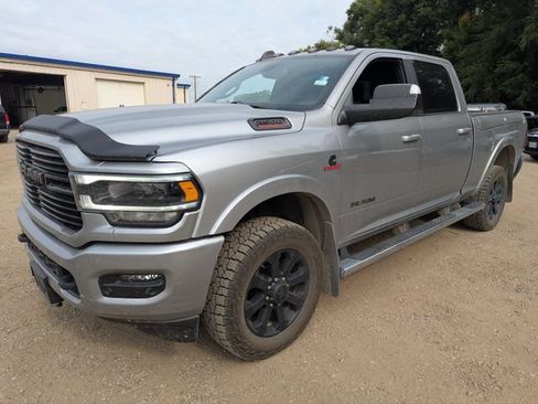 Used 2022 RAM 2500 Laramie AWD/4WD image 9