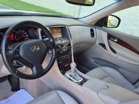Used 2009 INFINITI EX35 Journey w/ Premium Pkg RWD image 28