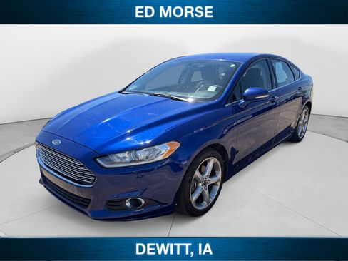 Used 2016 Ford Fusion SE FWD image 1