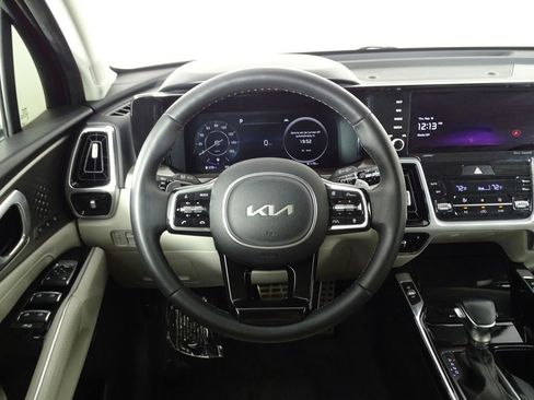 Used 2022 Kia Sorento SX image 28