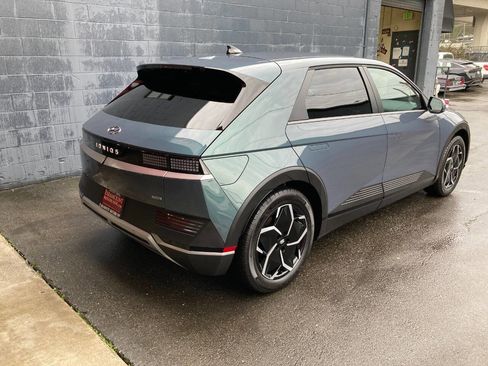 Used 2024 Hyundai Ioniq 5 SEL image 3