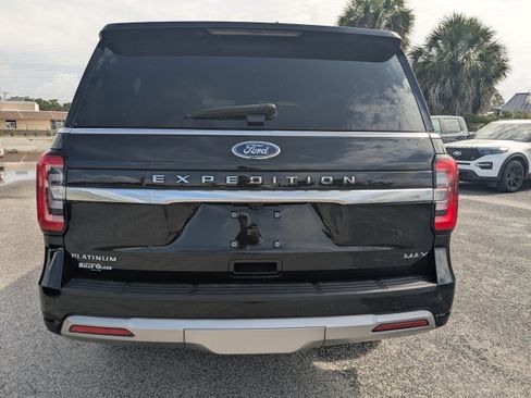 Used 2022 Ford Expedition Max Platinum AWD/4WD image 5