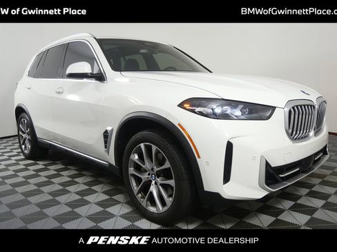 Certified 2024 BMW X5 sDrive40i w/ Parking Assistance Package RWD image 1