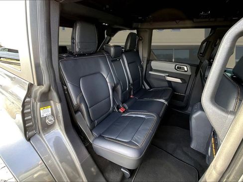 Used 2022 Ford Bronco Badlands image 27