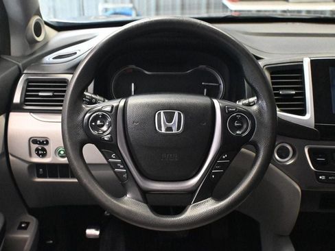 Used 2016 Honda Pilot EX image 11