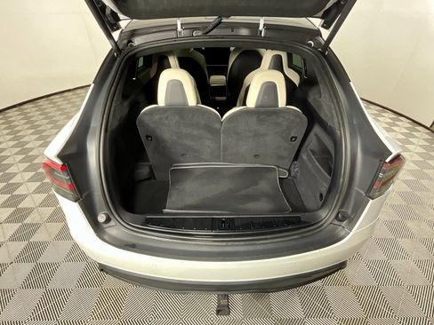 Used 2022 Tesla Model X Base image 26