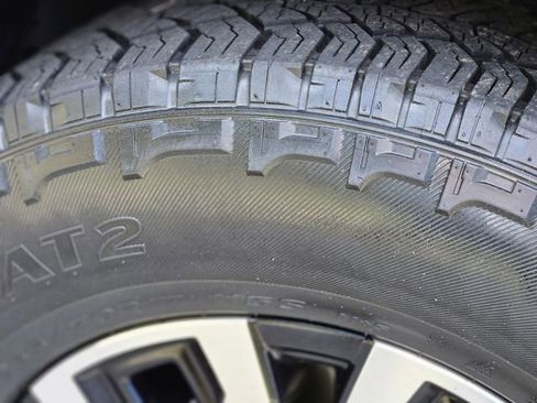 Certified 2023 Nissan Frontier Pro-X w/ Technology Package image 11