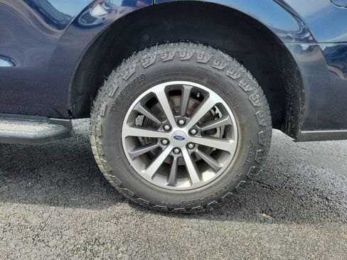 Used 2021 Ford Expedition XLT RWD image 32