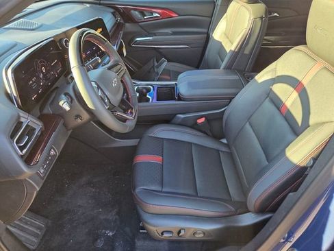 New 2026 Chevrolet Traverse RS w/ LPO, Floor Liner Package image 6