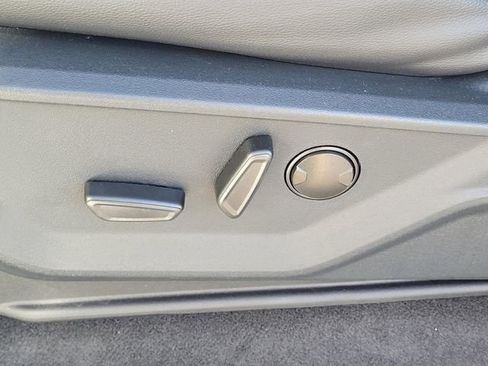 New 2025 Ford F150 Lariat w/ Equipment Group 501A Mid image 24