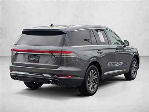 Used 2023 Lincoln Aviator AWD w/ Class IV Trailer Tow Package image 5