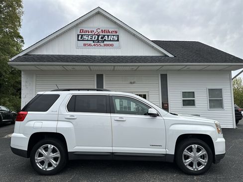 Used 2017 GMC Terrain SLE w/ Convenience Package FWD image 9