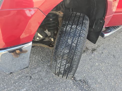 Used 2014 Ford F150 XLT w/ Equipment Group 302A Luxury image 34