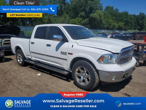 Used 2015 RAM 1500 Laramie w/ Convenience Group AWD/4WD image 5