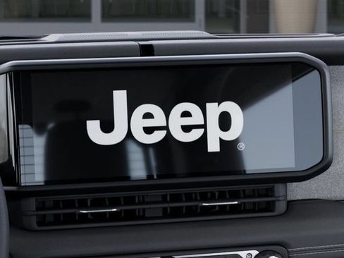New 2026 Jeep Wrangler Unlimited Sahara AWD/4WD image 19