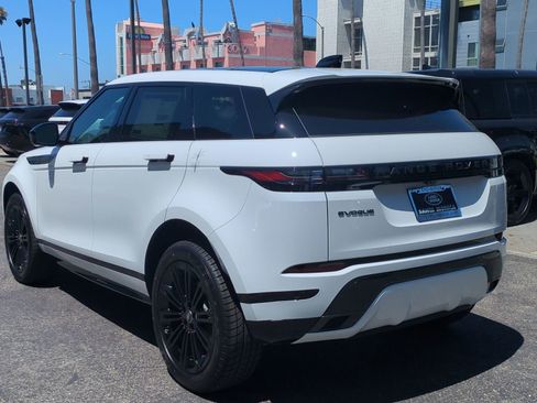 New 2026 Land Rover Range Rover Evoque Dynamic SE AWD/4WD image 3