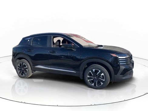 New 2026 Nissan Kicks SV w/ SV Premium Package AWD/4WD image 3