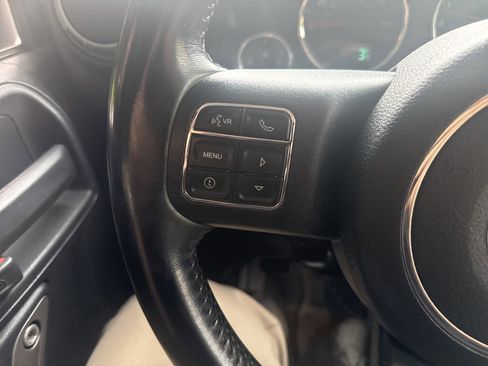 Used 2016 Jeep Wrangler Unlimited Sport w/ Connectivity Group AWD/4WD image 36