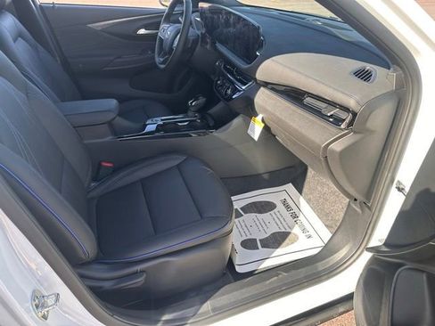 New 2026 Buick Envista Sport Touring w/ Convenience I Package FWD image 30