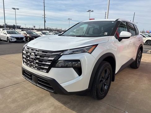 New 2026 Nissan Rogue SV w/ Cold Weather Package image 4