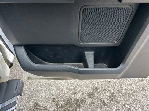 Used 2015 Ford F150 Lariat image 41