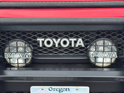 Used 2012 Toyota FJ Cruiser 4WD w/ Trail Teams Special Edition image 43