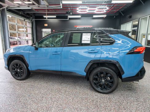 Certified 2022 Toyota RAV4 XSE image 2