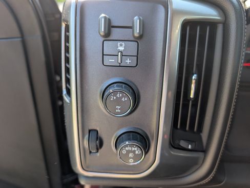 Used 2015 Chevrolet Silverado 2500 LTZ w/ Duramax Plus Package AWD/4WD image 23