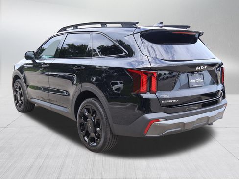 Used 2024 Kia Sorento SX AWD/4WD image 5