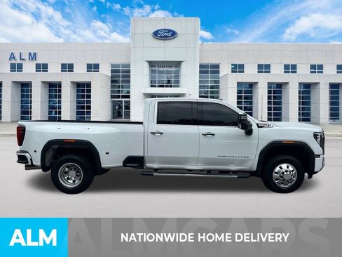 Used 2024 GMC Sierra 3500 Denali image 5