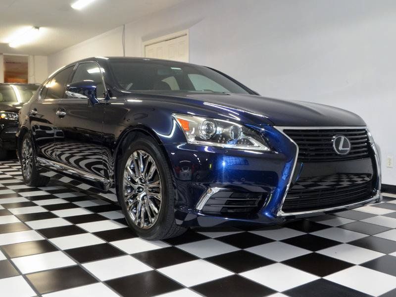 Used 2017 Lexus LS 460 RWD image 3