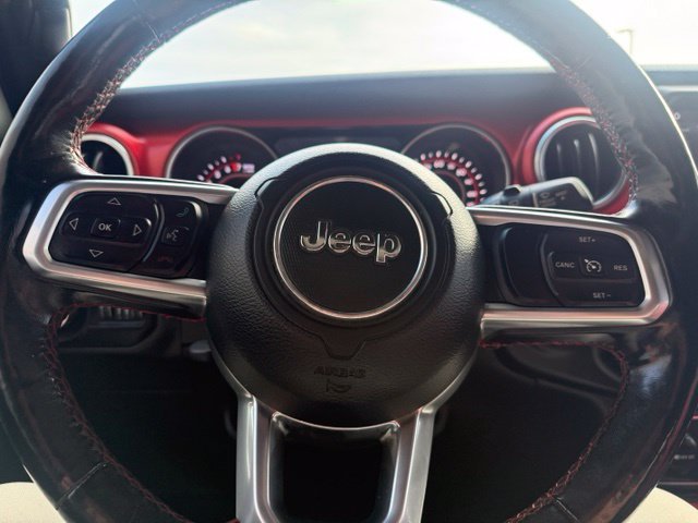 Used 2019 Jeep Wrangler Unlimited Rubicon w/ Dual Top Group AWD/4WD image 14