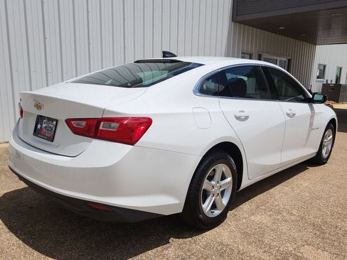 Used 2024 Chevrolet Malibu LS FWD image 22