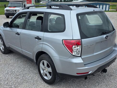 Used 2012 Subaru Forester 2.5X w/ Alloy Wheel Pkg AWD/4WD image 5