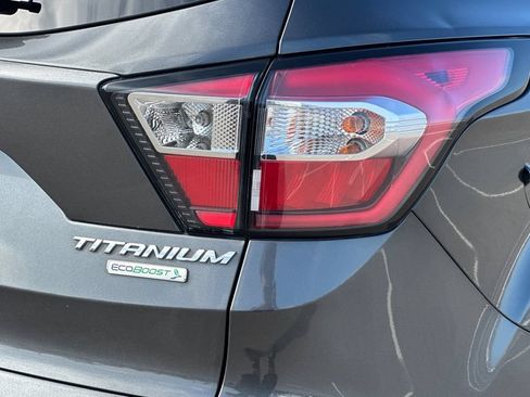 Used 2018 Ford Escape Titanium w/ Ford Safe & Smart Package FWD image 27