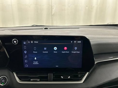 Used 2025 Chevrolet Equinox LT AWD/4WD image 15