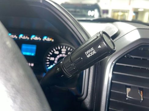 Used 2018 Ford F150 XLT AWD/4WD image 19