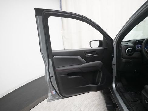 Used 2024 Chevrolet Colorado Z71 w/ Z71 Convenience Package 2 AWD/4WD image 27