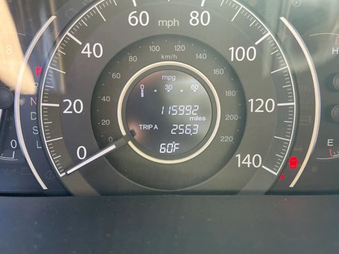 Used 2016 Honda CR-V SE image 11