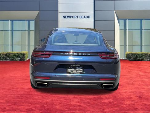 Used 2018 Porsche Panamera 4 AWD/4WD image 10
