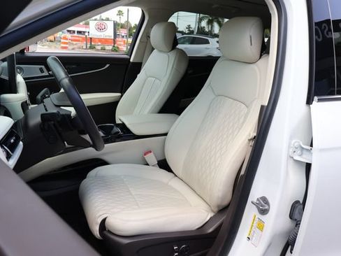 Used 2023 Lincoln Nautilus Black Label w/ Cargo Utility Package AWD/4WD image 14