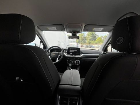 New 2025 Chevrolet Blazer LT w/ Convenience Package image 21