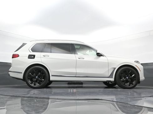 Used 2022 BMW X7 xDrive40i w/ Executive Package AWD/4WD image 29